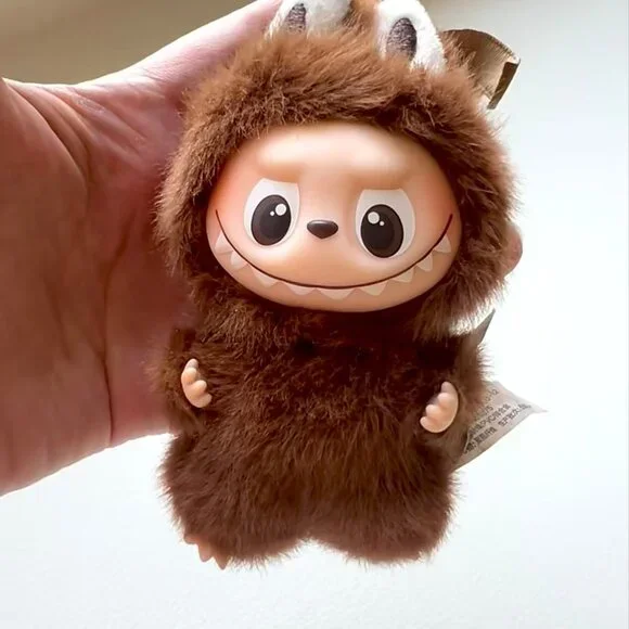 PIN FOR LOVE L - Picture 1 of 2